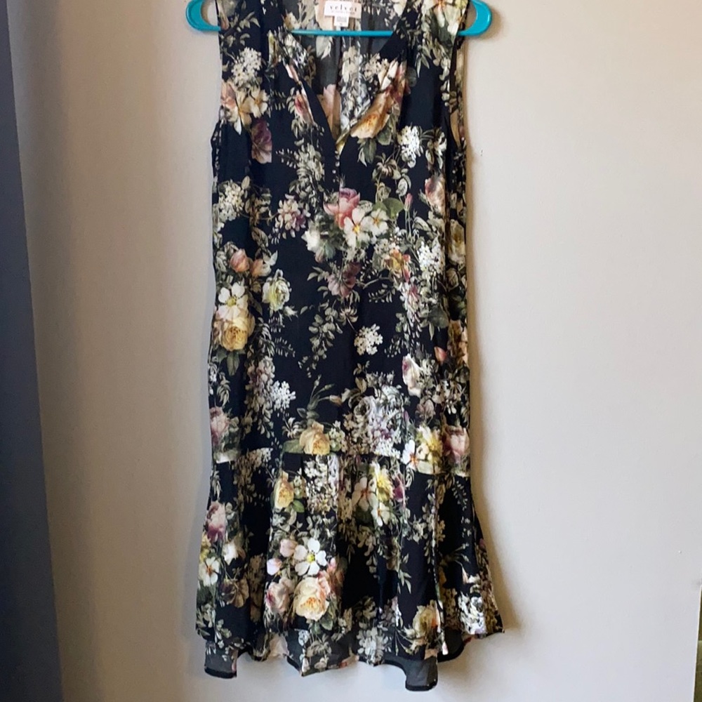 Velvet by Graham & Spencer floral dress